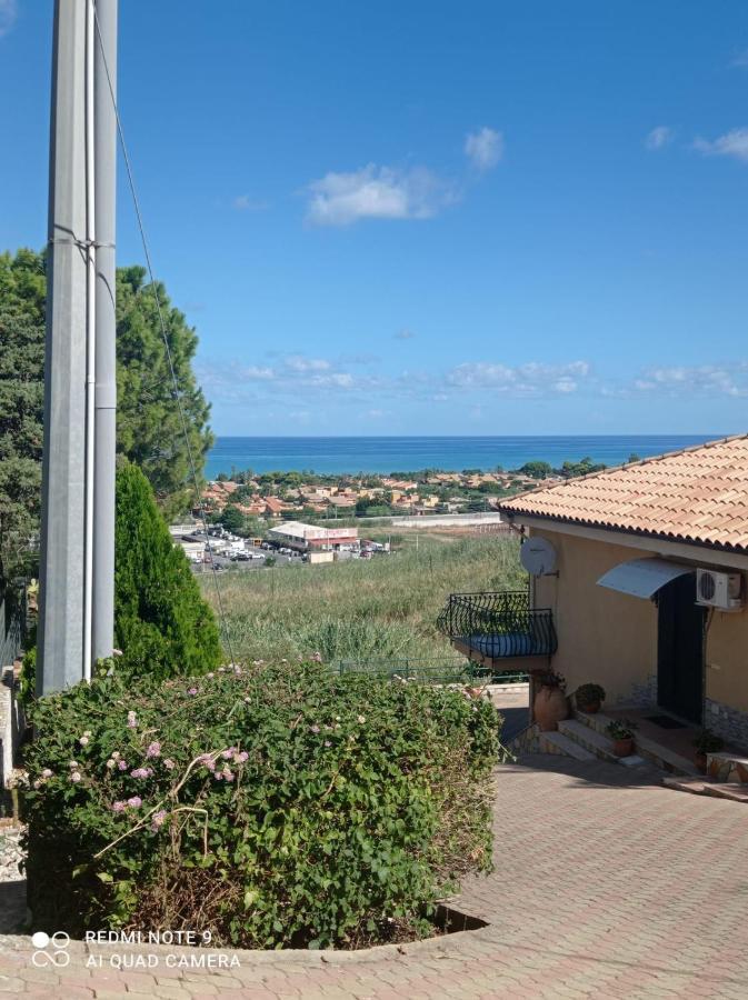 Villa Belvedere Кампофеличе-ди-Роччелла Экстерьер фото